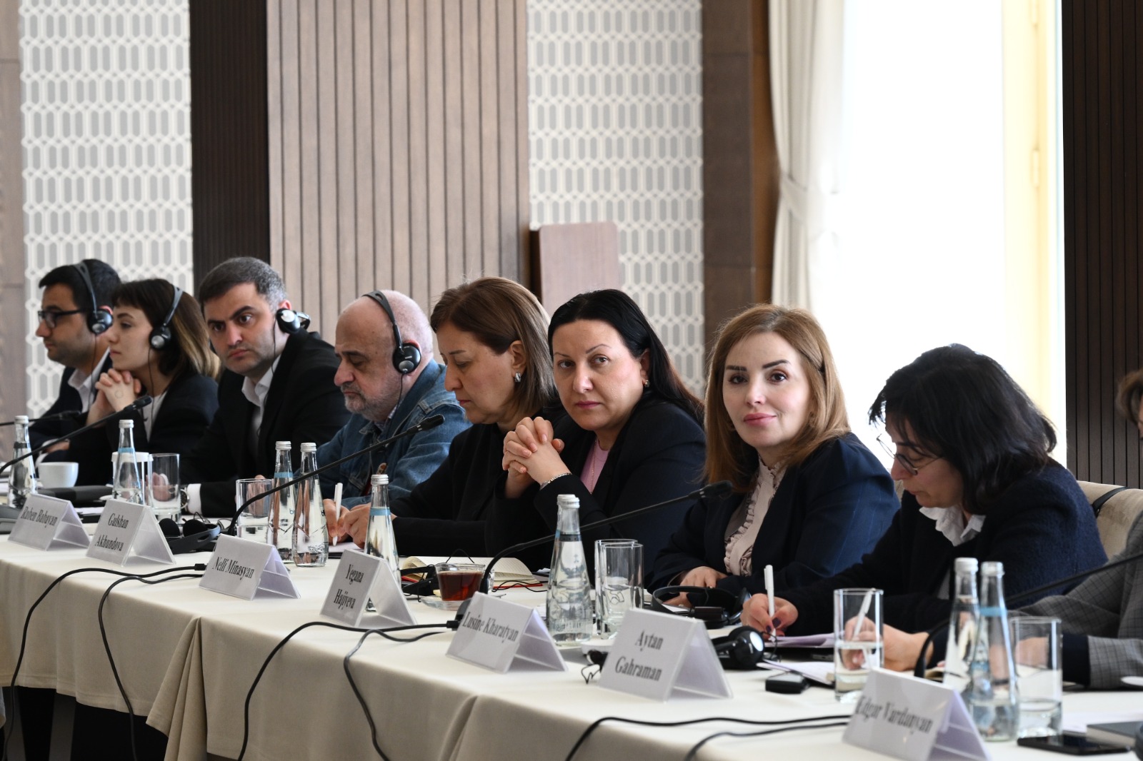 Azerbaijani Presidential Aide meets with Azerbaijani and Armenian civil society reps within Peace Bridge initiative (PHOTO/VIDEO)