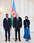 President Ilham Aliyev receives newly appointed ambassador of Somalia to Azerbaijan (PHOTO/VIDEO)