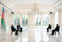 President Ilham Aliyev receives newly appointed ambassador of Eswatini to Azerbaijan (PHOTO/VIDEO)