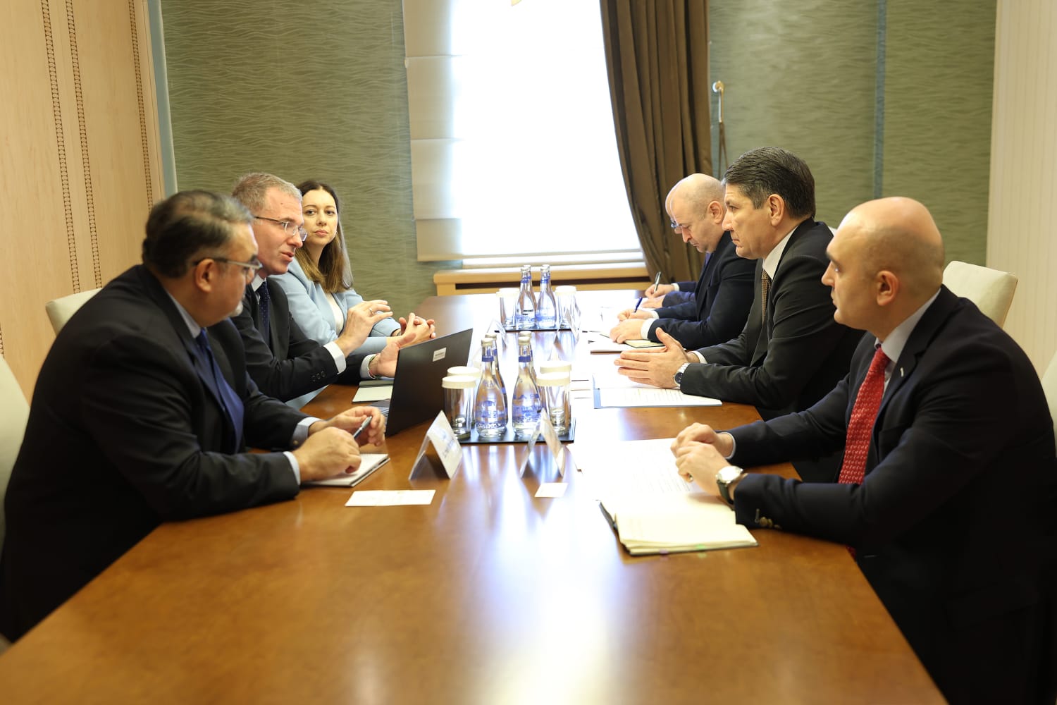 Azerbaijan, World Bank discuss expanding cooperation in energy sector (PHOTO)