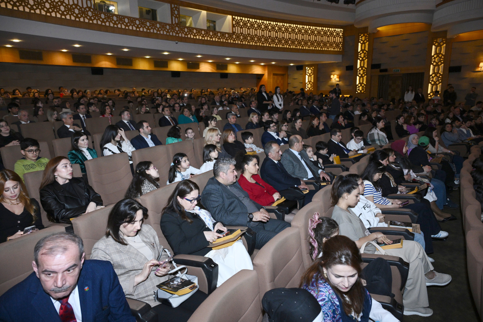 Leyla Aliyeva and Alena Aliyeva attend premier of second season of “Me, Lala and Sherlock Holmes” TV series (PHOTO)