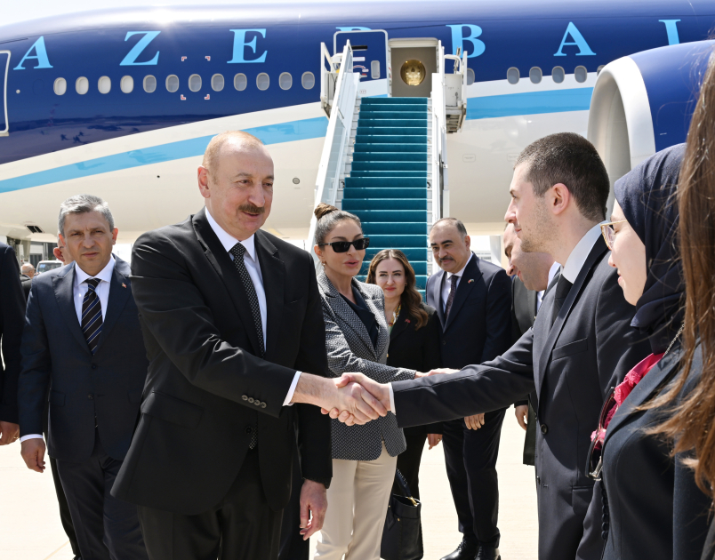 President Ilham Aliyev arrives in Türkiye for working visit (PHOTO)