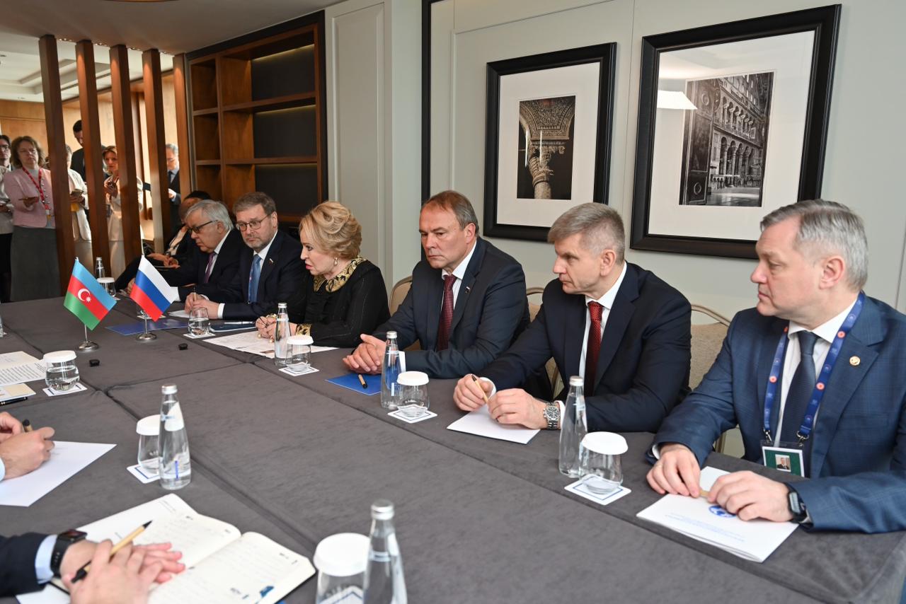 Azerbaijani Parliament Speaker meets with Russian counterpart within IPU assembly framework (PHOTO)