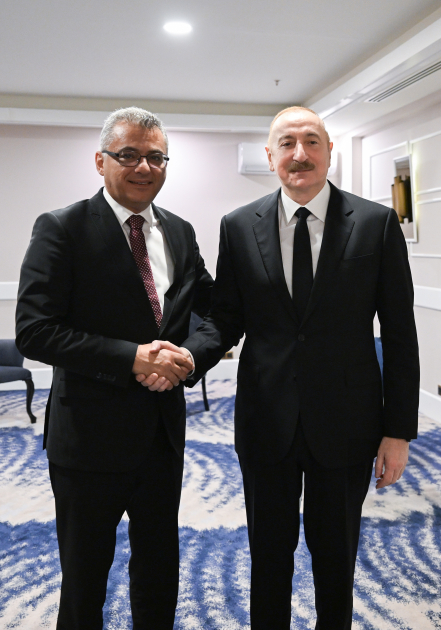 President Ilham Aliyev meets with President of Northern Cyprus in Antalya (PHOTO)