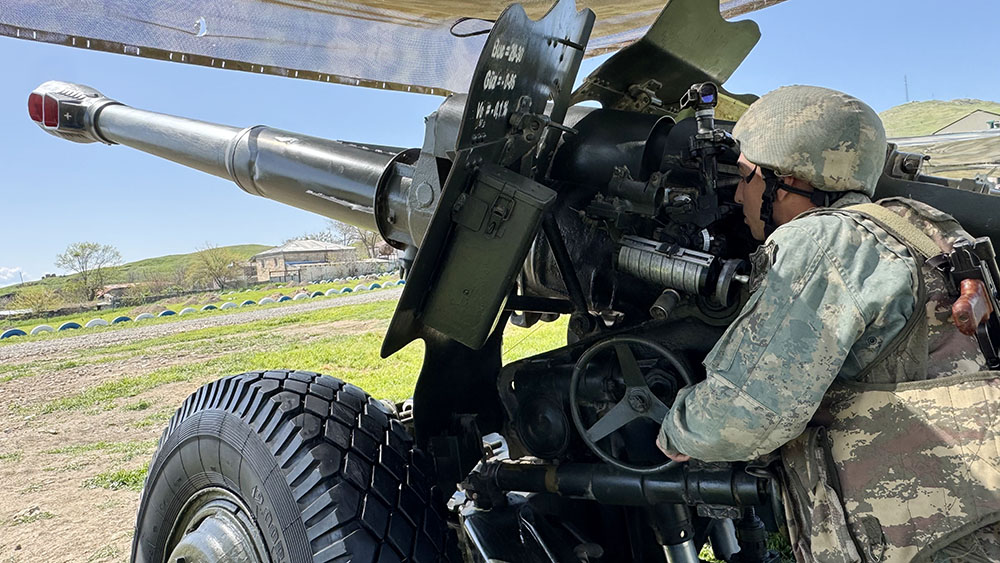 Azerbaijani Defense Ministry leadership meets personnel serving in liberated territories (PHOTO)