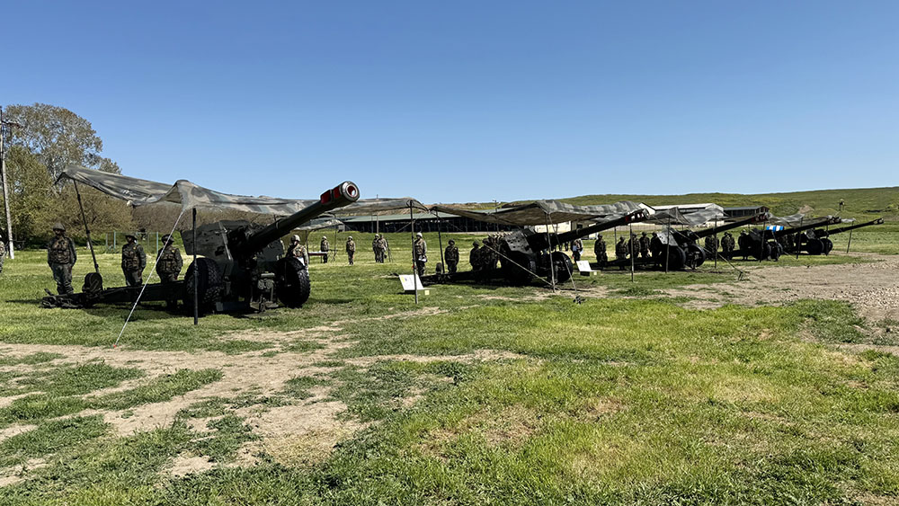 Azerbaijani Defense Ministry leadership meets personnel serving in liberated territories (PHOTO)