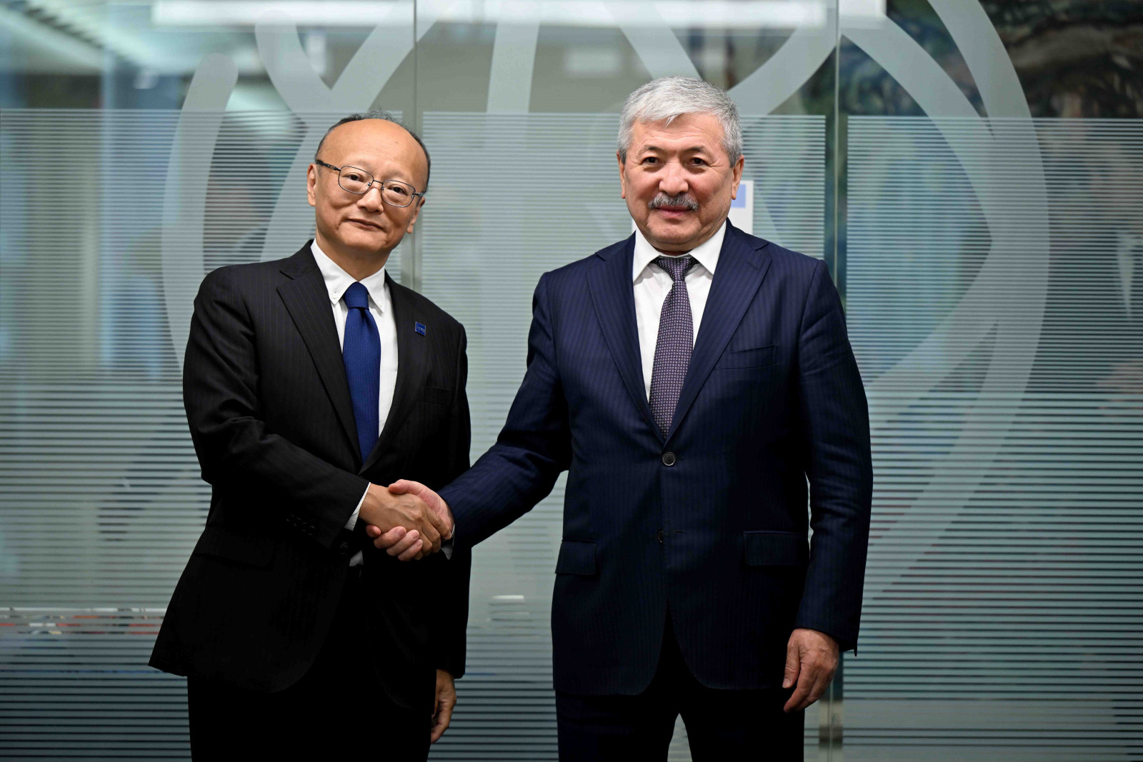 ADB President praises Kyrgyzstan’s reforms, reaffirms support for key projects