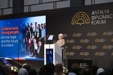 First Lady Mehriban Aliyeva attends panel session on “United for Peace in Palestine: Confronting Scholasticide, Protecting Future” in Antalya (PHOTO)