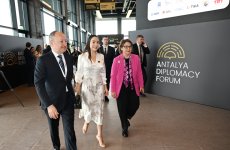 First Lady Mehriban Aliyeva attends panel session on “United for Peace in Palestine: Confronting Scholasticide, Protecting Future” in Antalya (PHOTO)