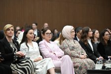 First Lady Mehriban Aliyeva attends panel session on “United for Peace in Palestine: Confronting Scholasticide, Protecting Future” in Antalya (PHOTO)