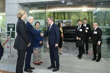 Azerbaijani FM arrives in Bangkok on visit (PHOTO)