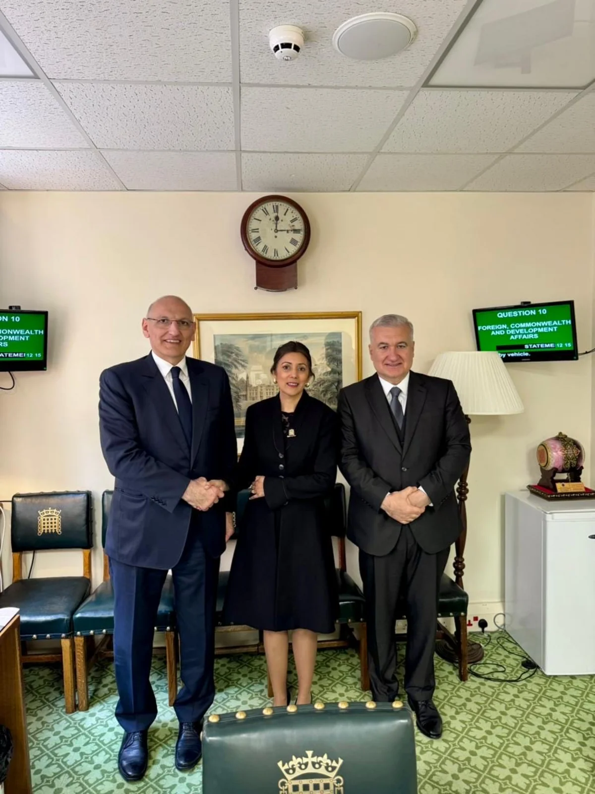 Azerbaijan’s Presidential Representative holds key meetings in UK (PHOTO)