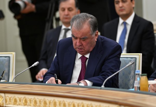 Documents for saving Aral Sea signed in Astana