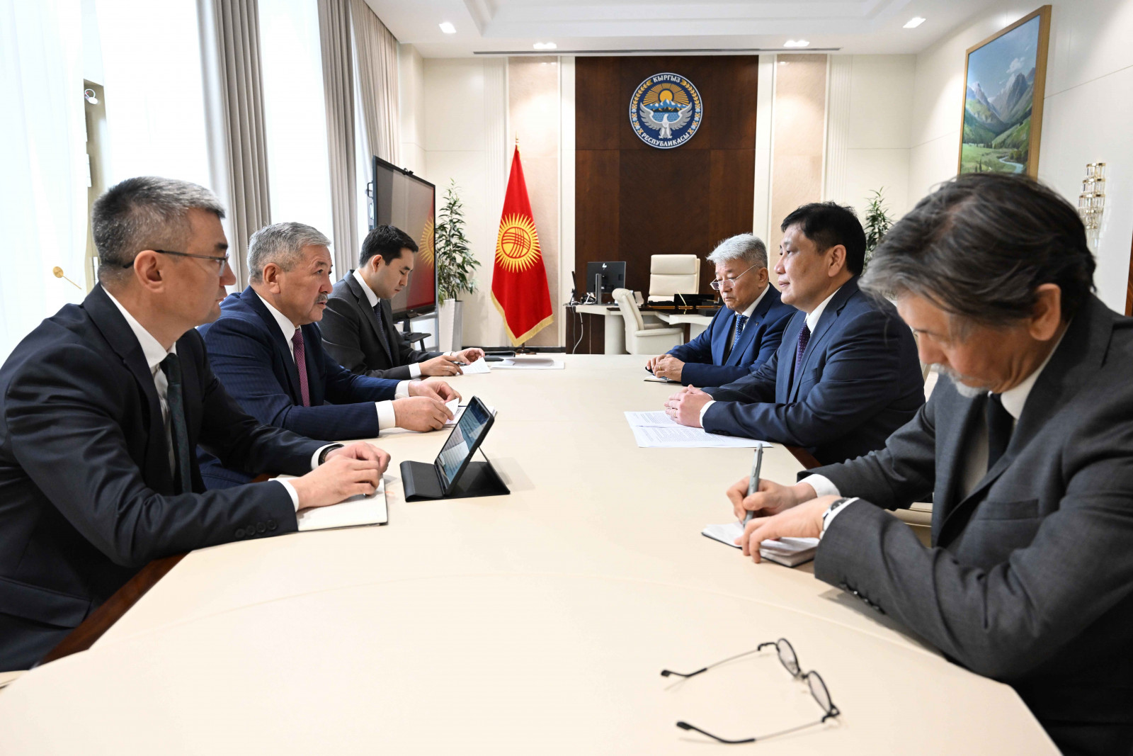 Kyrgyzstan and Mongolia discuss further development of bilateral co-op