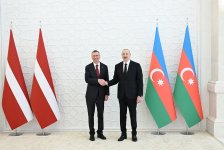 Baku hosts official welcome ceremony for President of Latvia (PHOTO/VIDEO)