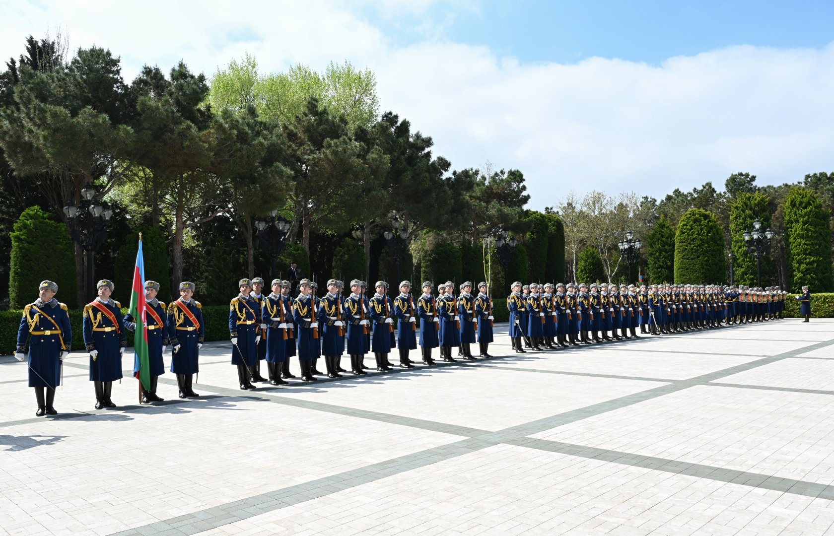 Baku hosts official welcome ceremony for President of Latvia (PHOTO/VIDEO)