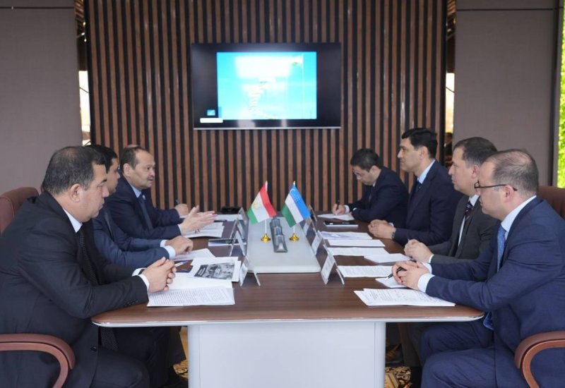 Uzbekistan, Tajikistan discuss cross-border trade issues and customs digitalization