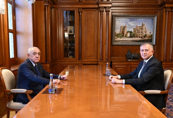 Azerbaijan's prime minister holds meeting with Georgian ambassador