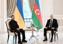 President Ilham Aliyev holds one-on-one meeting with President of Ukraine (PHOTO/VIDEO)