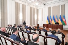 President Ilham Aliyev, President of Ukraine deliver press statements (PHOTO)