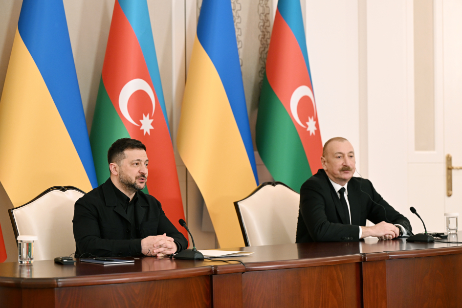 President Ilham Aliyev, President of Ukraine deliver press statements (PHOTO)