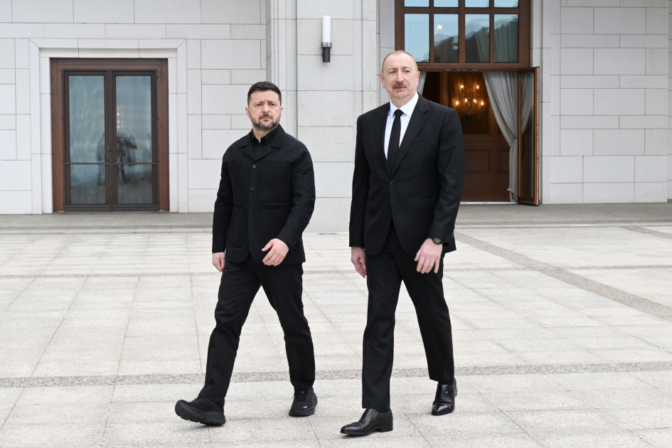 President Ilham Aliyev, President of Ukraine deliver press statements (PHOTO)