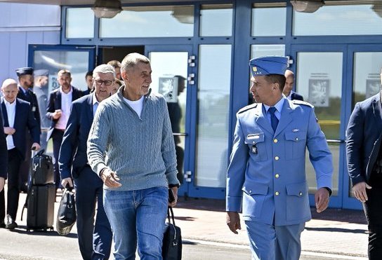 Czech PM visits Azerbaijan