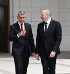 President Ilham Aliyev, Czech Prime Minister make press statements (PHOTO)