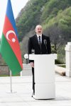 President Ilham Aliyev, Czech Prime Minister make press statements (PHOTO)