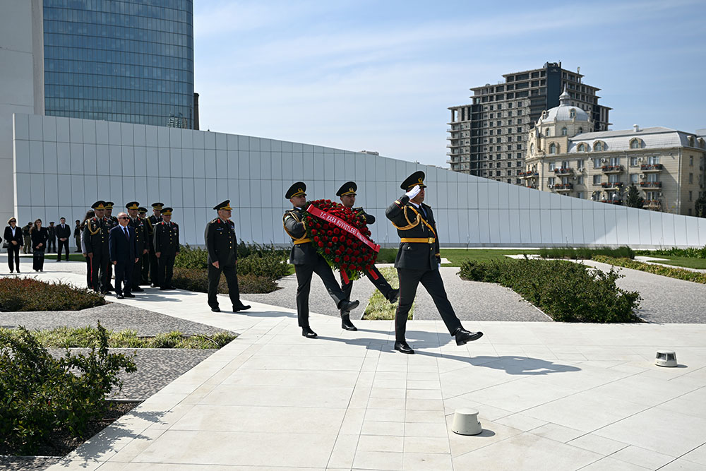 Turkish Land Forces Commander pays official visit to Azerbaijan (PHOTO)