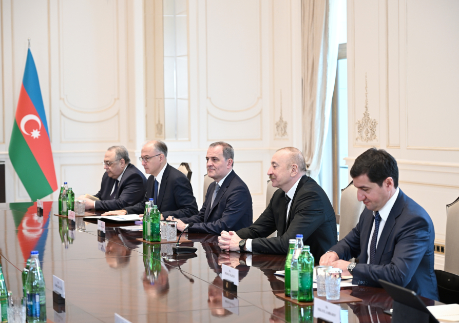 President Ilham Aliyev holds expanded meeting with Czech Prime Minister in Azerbaijan's Gabala (PHOTO)