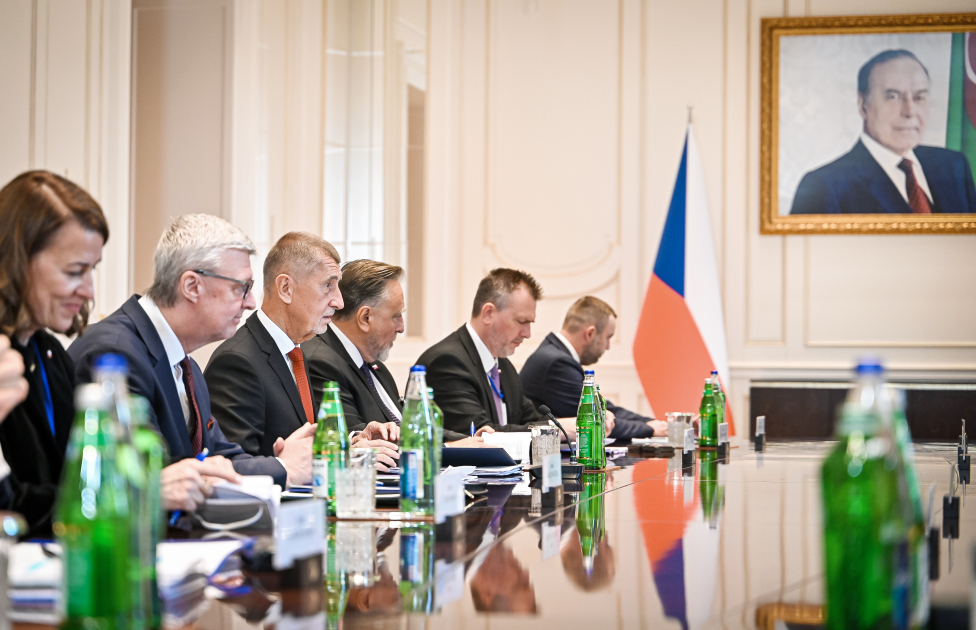 President Ilham Aliyev holds expanded meeting with Czech Prime Minister in Azerbaijan's Gabala (PHOTO)