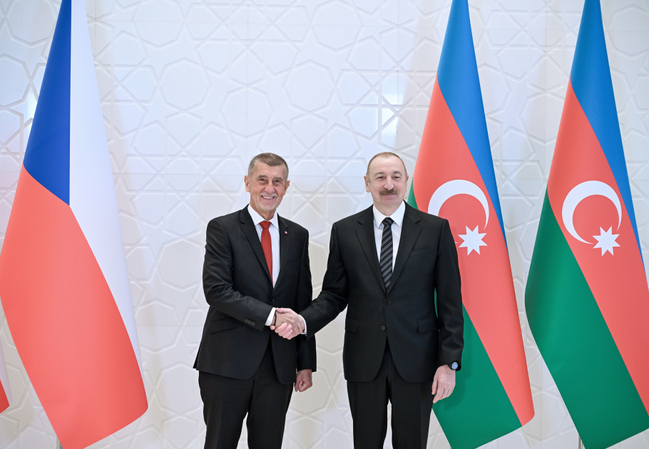 Official welcome ceremony held for Prime Minister of the Czech Republic Andrej Babiš in Azerbaijan (PHOTO/VIDEO)