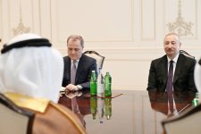 President Ilham Aliyev receives delegation from United Arab Emirates (PHOTO/VIDEO)