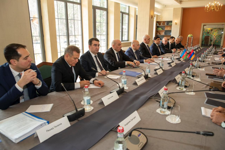 Azerbaijan, Armenia agree and exchange draft border delimitation proposals (PHOTO)