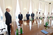 President Ilham Aliyev receives wrestlers who won European Championships in team standings (PHOTO)
