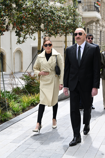 President Ilham Aliyev, First Lady Mehriban Aliyeva attend inauguration of Islam Safarli Street following reconstruction (PHOTO)