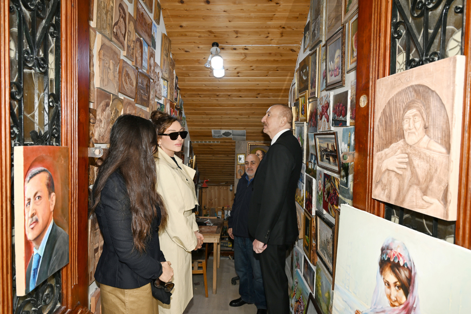 President Ilham Aliyev, First Lady Mehriban Aliyeva attend inauguration of Islam Safarli Street following reconstruction (PHOTO)