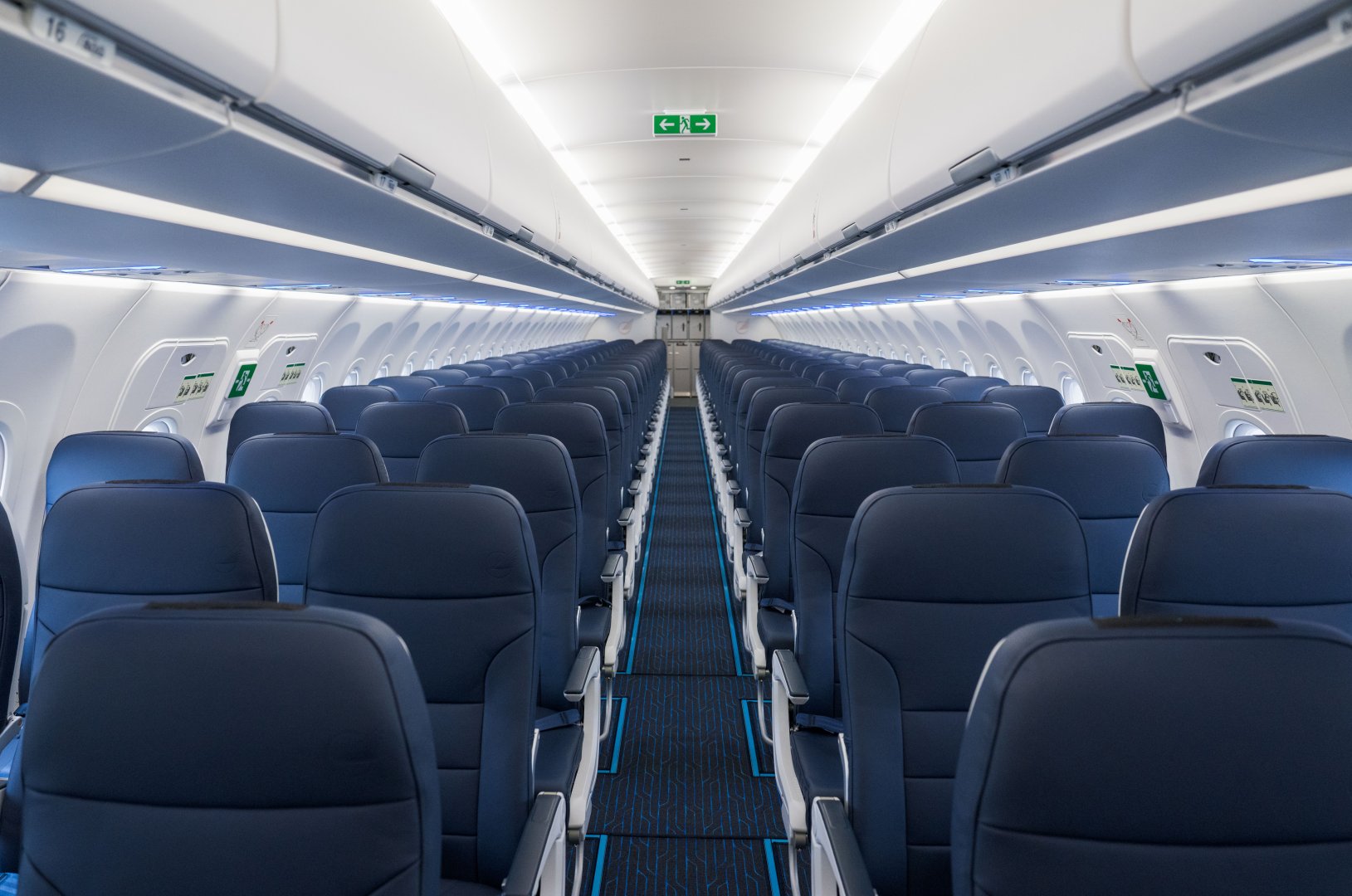AZAL welcomes another Airbus A320neo to its fleet (PHOTO)