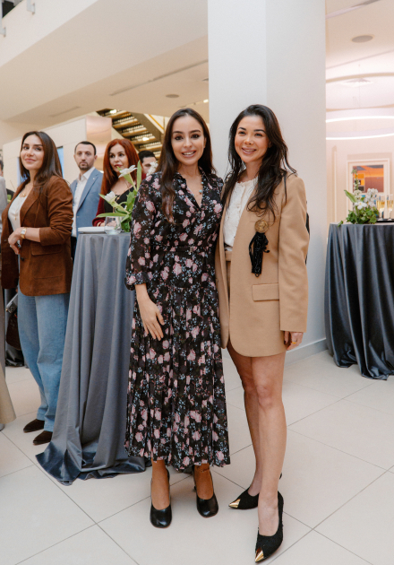 Leyla Aliyeva, Arzu Aliyeva and Alena Aliyeva visit "Art in Motion" exhibition (PHOTO)