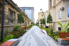 President Ilham Aliyev, First Lady Mehriban Aliyeva attend inauguration of Islam Safarli Street following reconstruction (PHOTO)