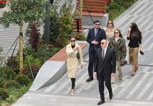 President Ilham Aliyev, First Lady Mehriban Aliyeva attend inauguration of Islam Safarli Street following reconstruction (PHOTO)