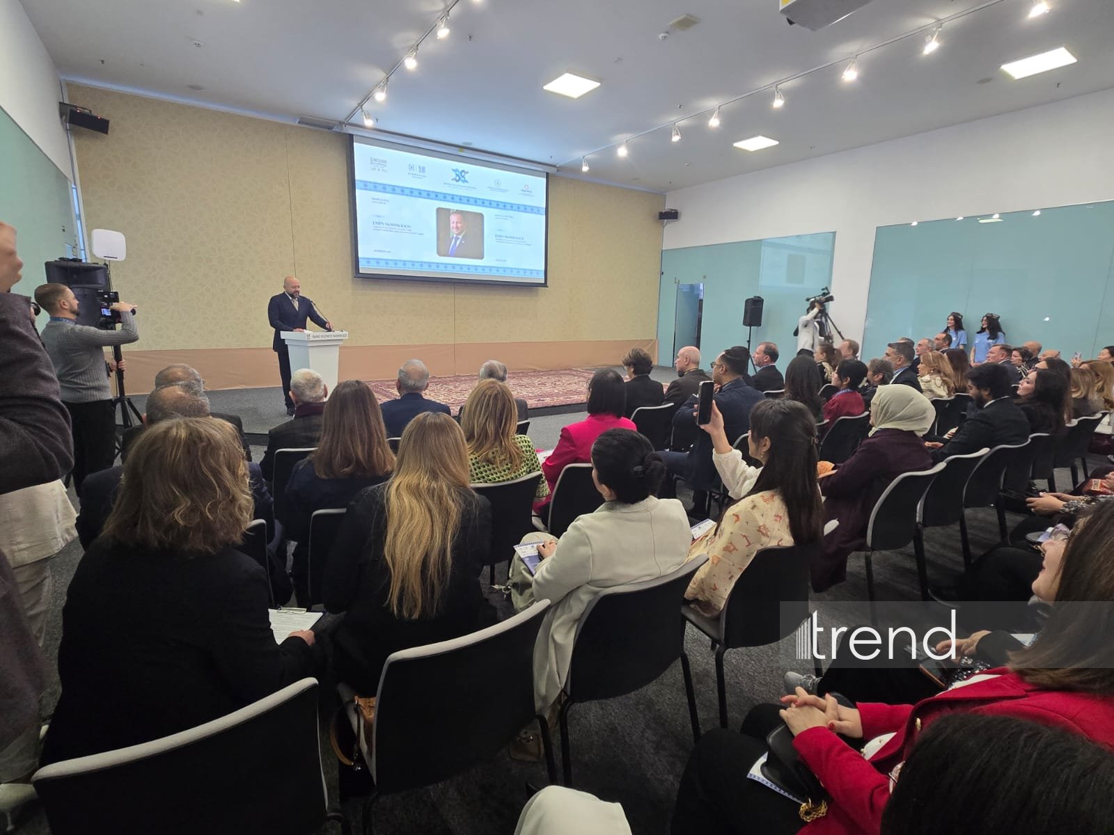 Baku becomes global capital of carpet art – opening of international forum (PHOTO)