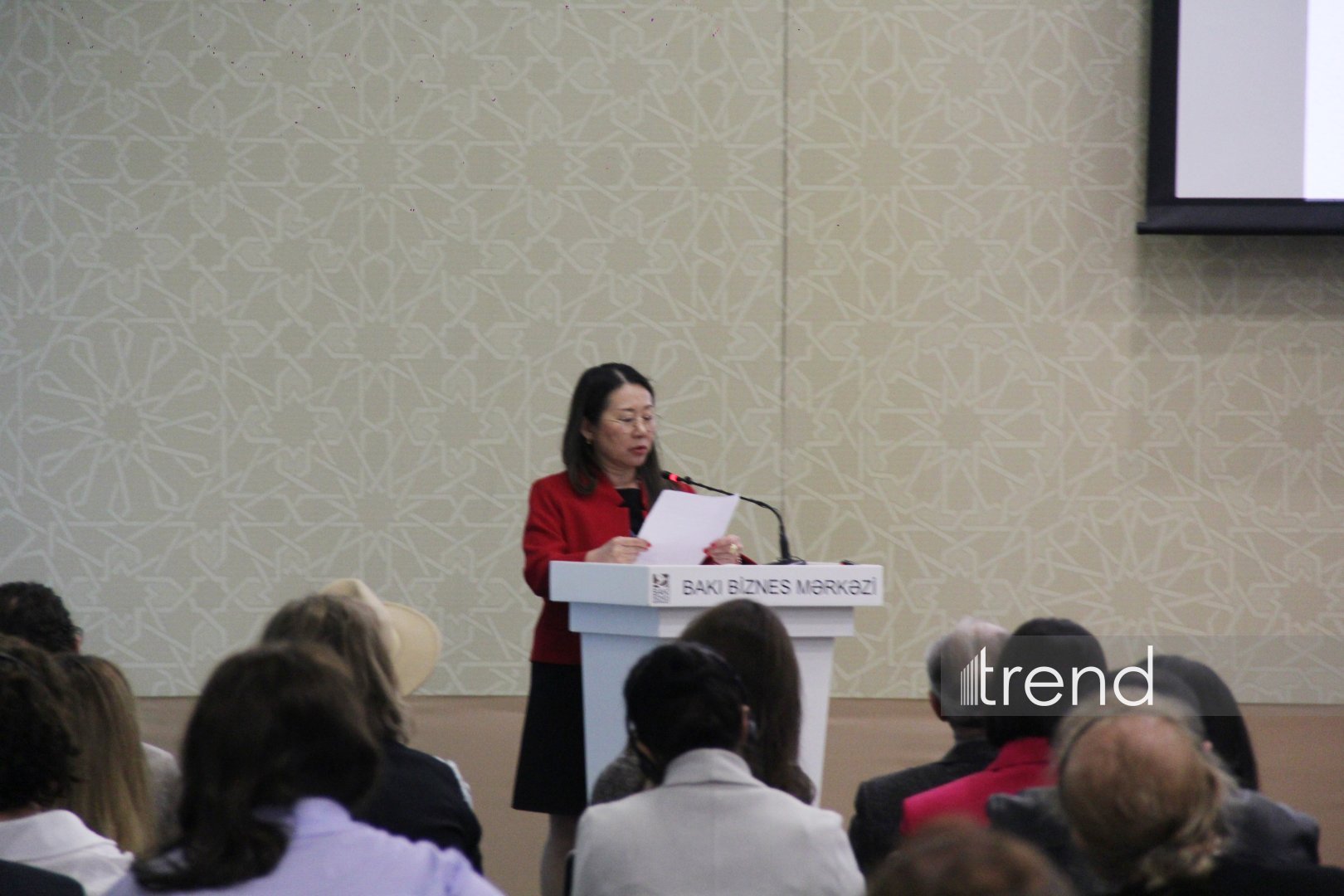 Int'l Carpet Forum in Baku holds 2nd session on "Production, Sustainable Development, and Global Distribution" (PHOTO)