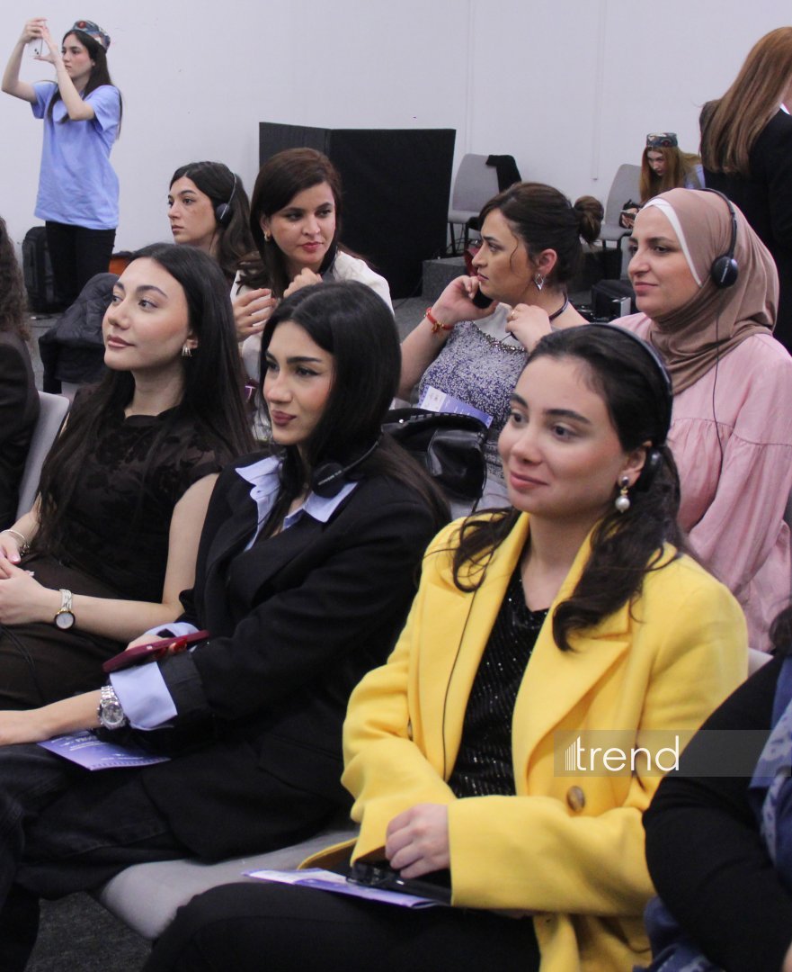 International Carpet Forum in Baku – 1st Session: “Design, Collections, and Product Development” (PHOTO)