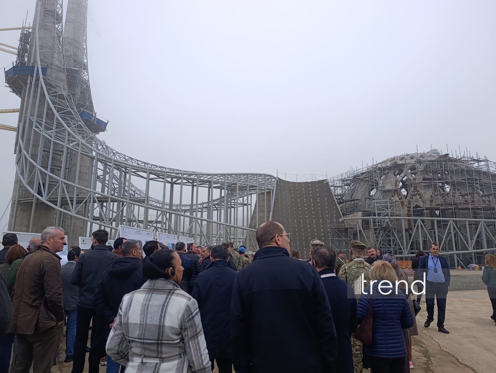 Diplomatic corps representatives view construction of New Shusha Mosque (PHOTO)