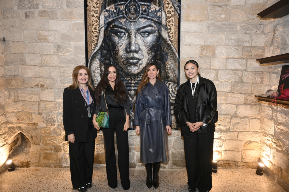 Leyla Aliyeva and Arzu Aliyeva visit International Carpet Festival (PHOTO)