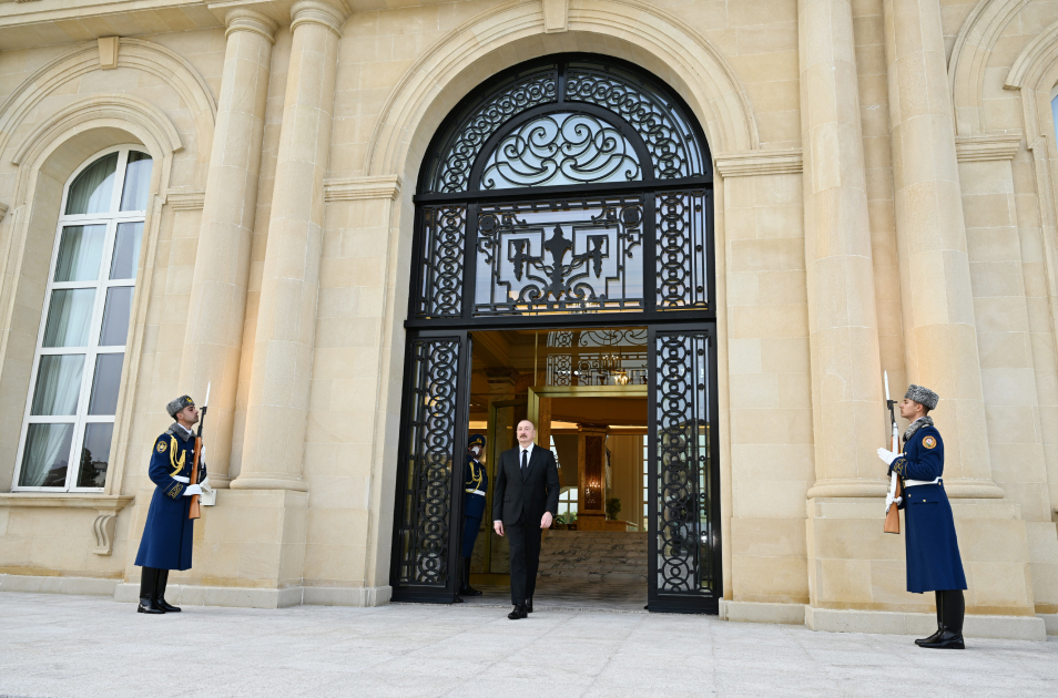President Ilham Aliyev holds one-on-one meeting with President of Italian Council of Ministers Giorgia Meloni (PHOTO)