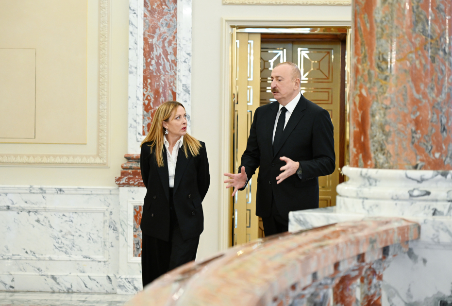 President Ilham Aliyev holds one-on-one meeting with President of Italian Council of Ministers Giorgia Meloni (PHOTO)
