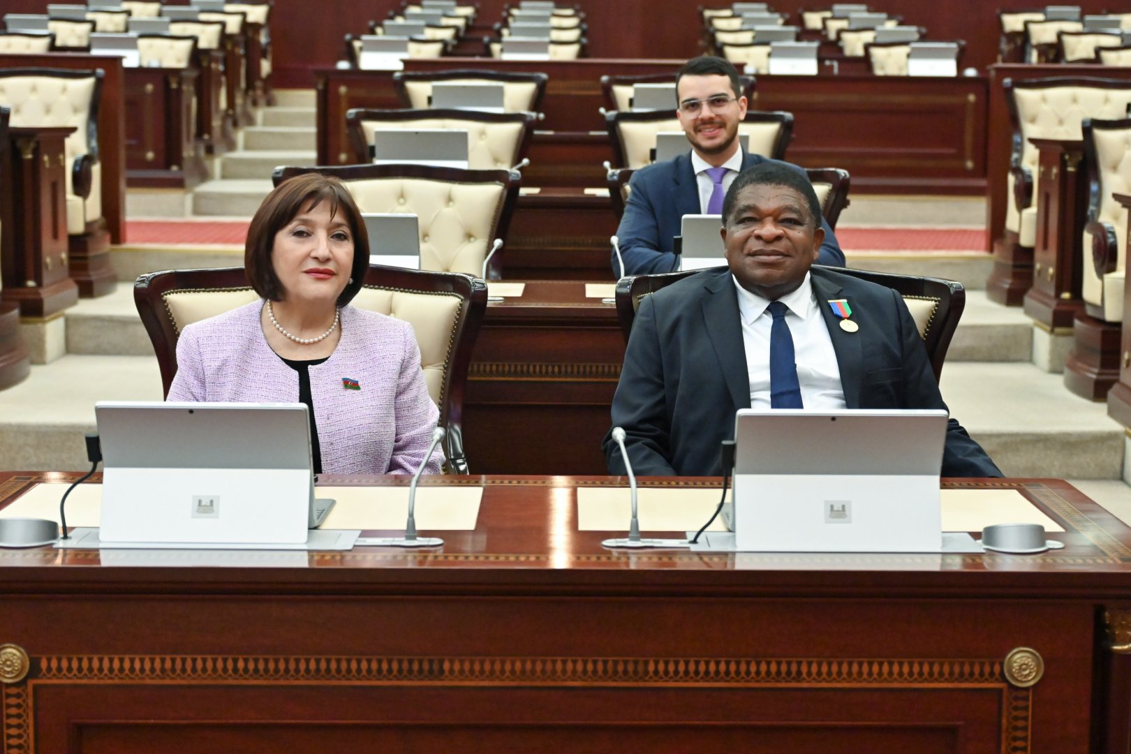 Speaker of Azerbaijani Parliament meets IPU Secretary General (PHOTO)